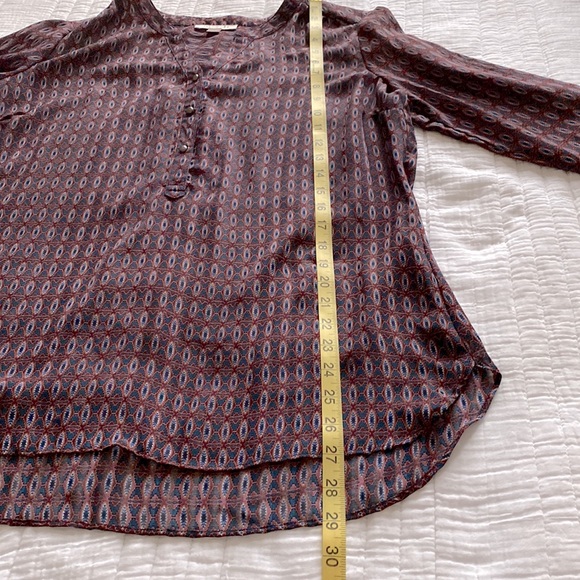 ROZ & ALI Long Sleeve Burgundy and Navy Blouse - Picture 10 of 15